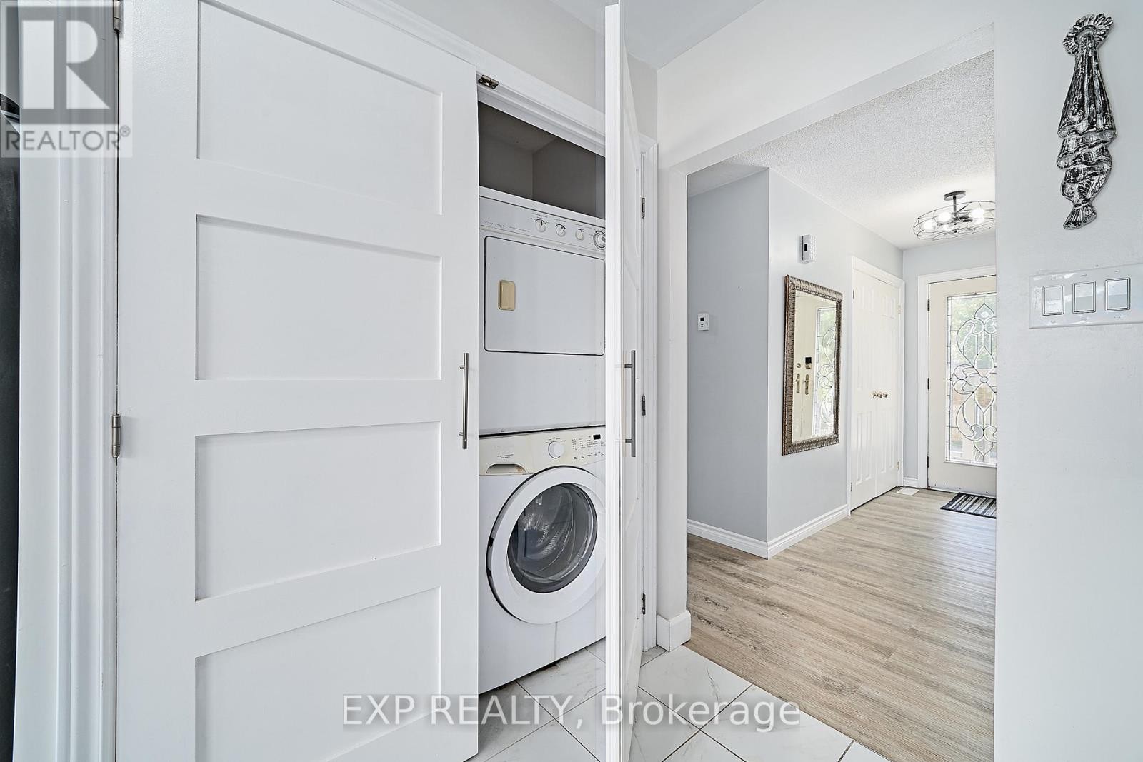 












9 HILDA AVENUE

,
Uxbridge,




Ontario
L9P1R2


