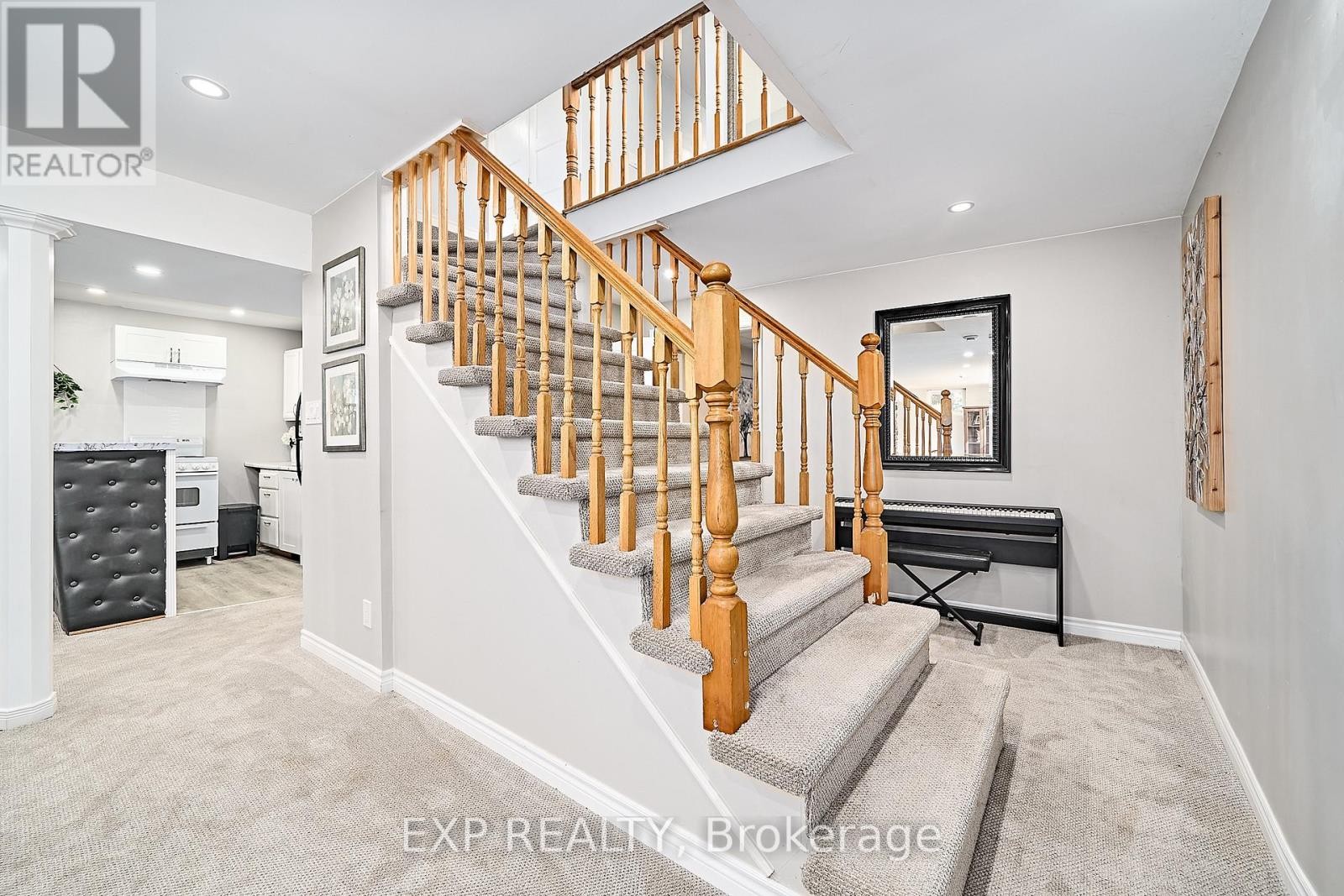 












9 HILDA AVENUE

,
Uxbridge,




Ontario
L9P1R2

