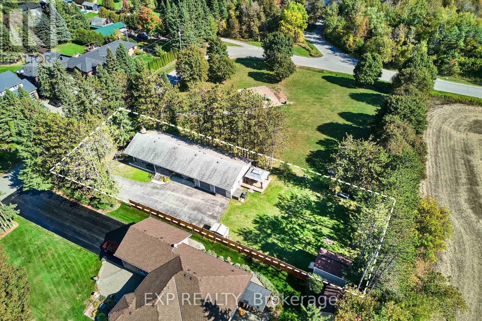 












9 HILDA AVENUE

,
Uxbridge,




Ontario
L9P1R2

