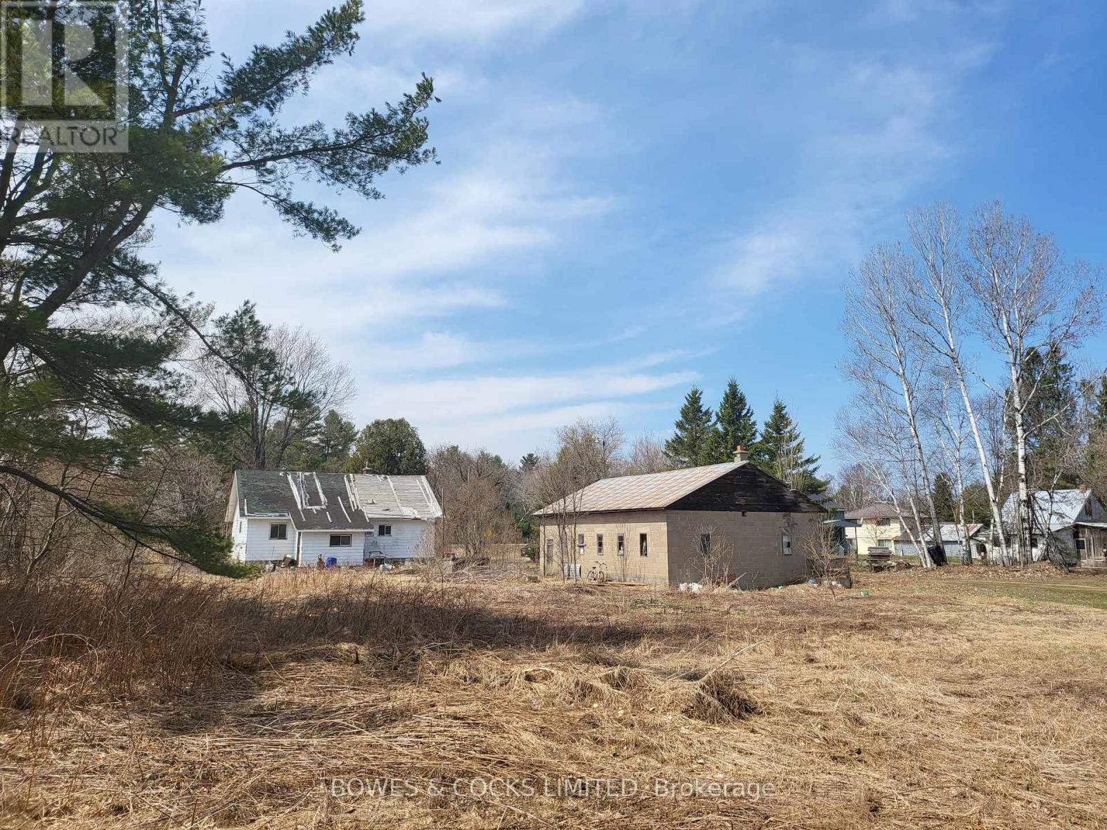 












26642 HIGHWAY 62 S

,
Bancroft (Dungannon Ward),




Ontario
K0L2L0

