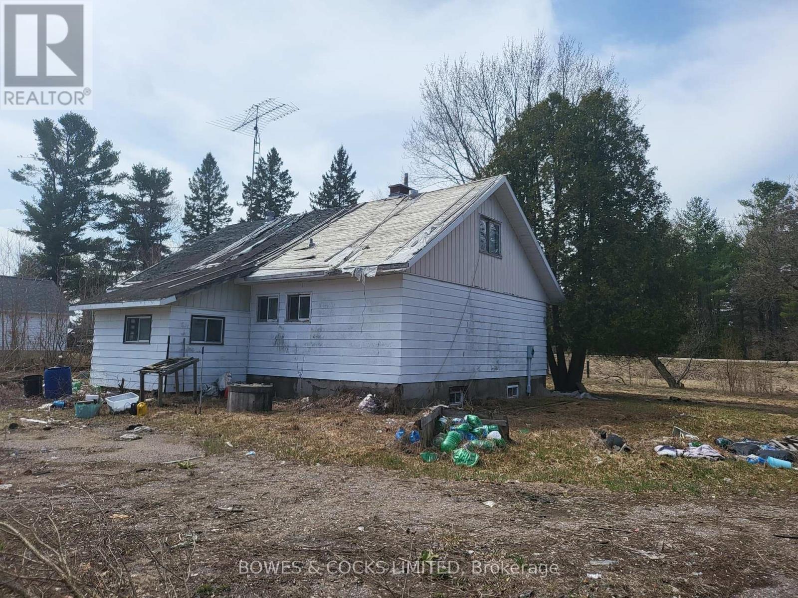 












26642 HIGHWAY 62 S

,
Bancroft (Dungannon Ward),




Ontario
K0L2L0

