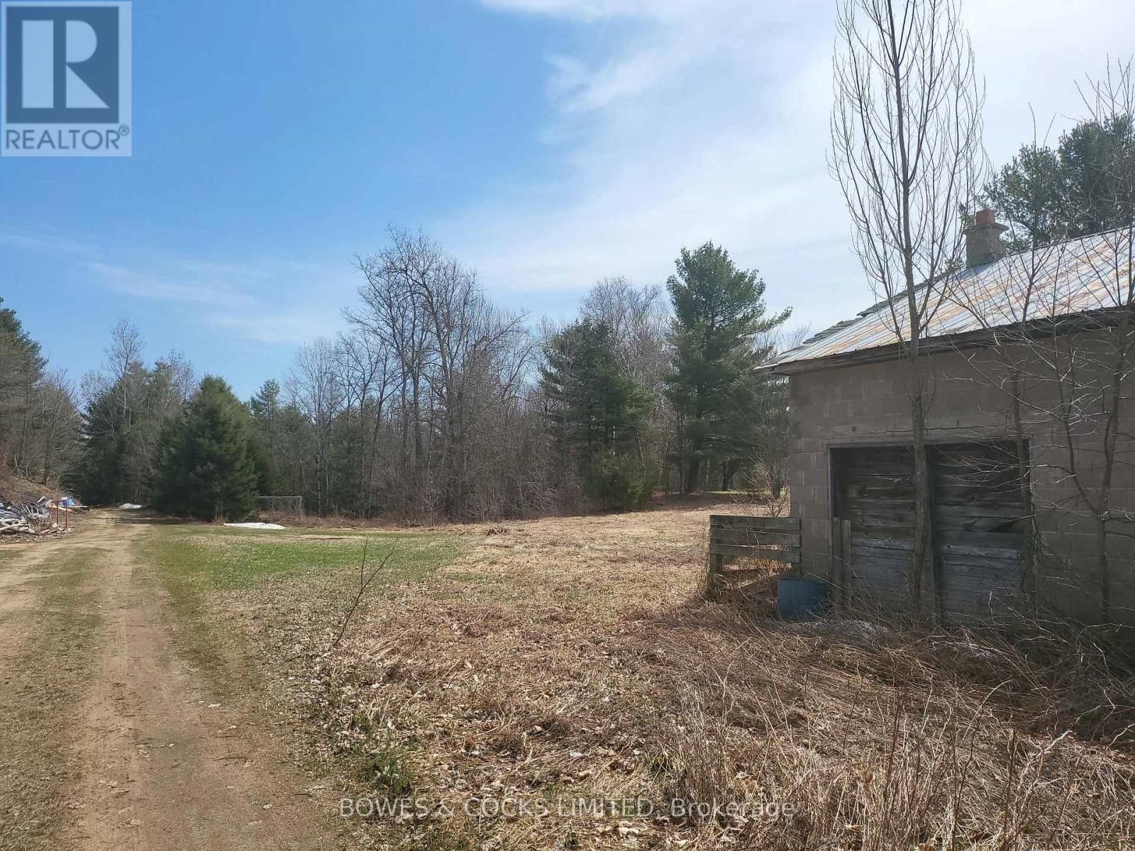 












26642 HIGHWAY 62 S

,
Bancroft (Dungannon Ward),




Ontario
K0L2L0

