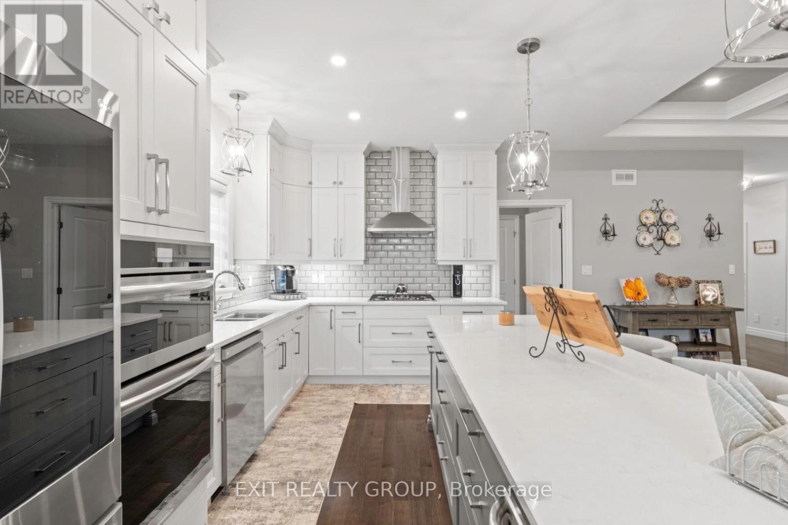 












86 ESSEX DRIVE

,
Belleville,




Ontario
K8N0J1

