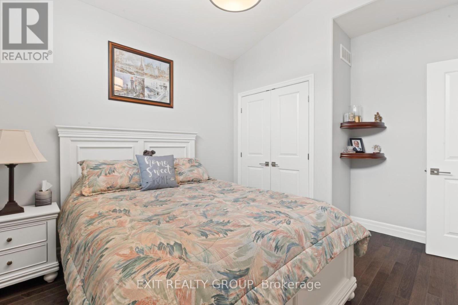 












86 ESSEX DRIVE

,
Belleville,




Ontario
K8N0J1

