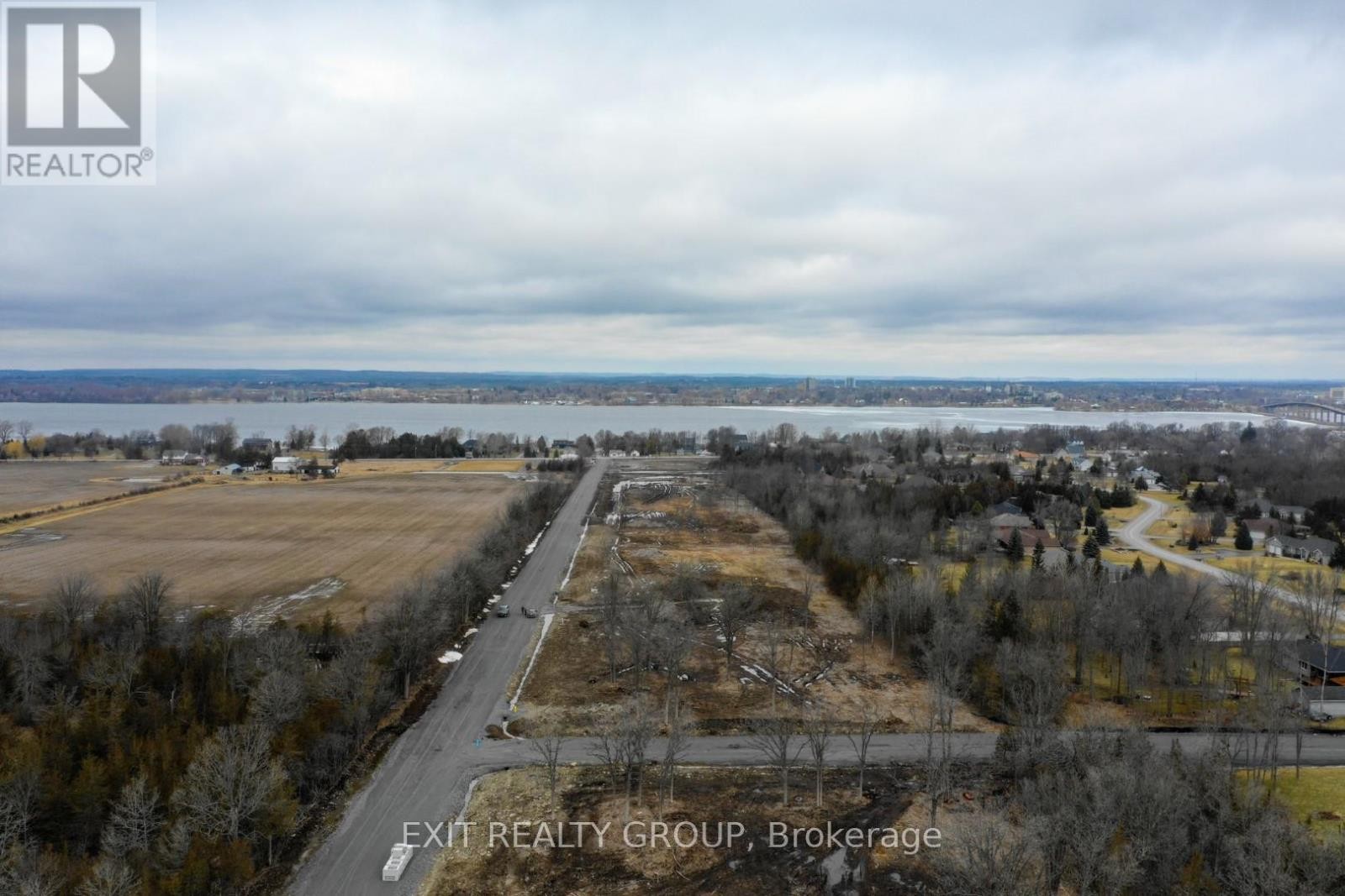 












LOT 2 REDNERSVILLE ROAD

,
Prince Edward County (Ameliasburg Ward),







Ontario
K8N4Z7

