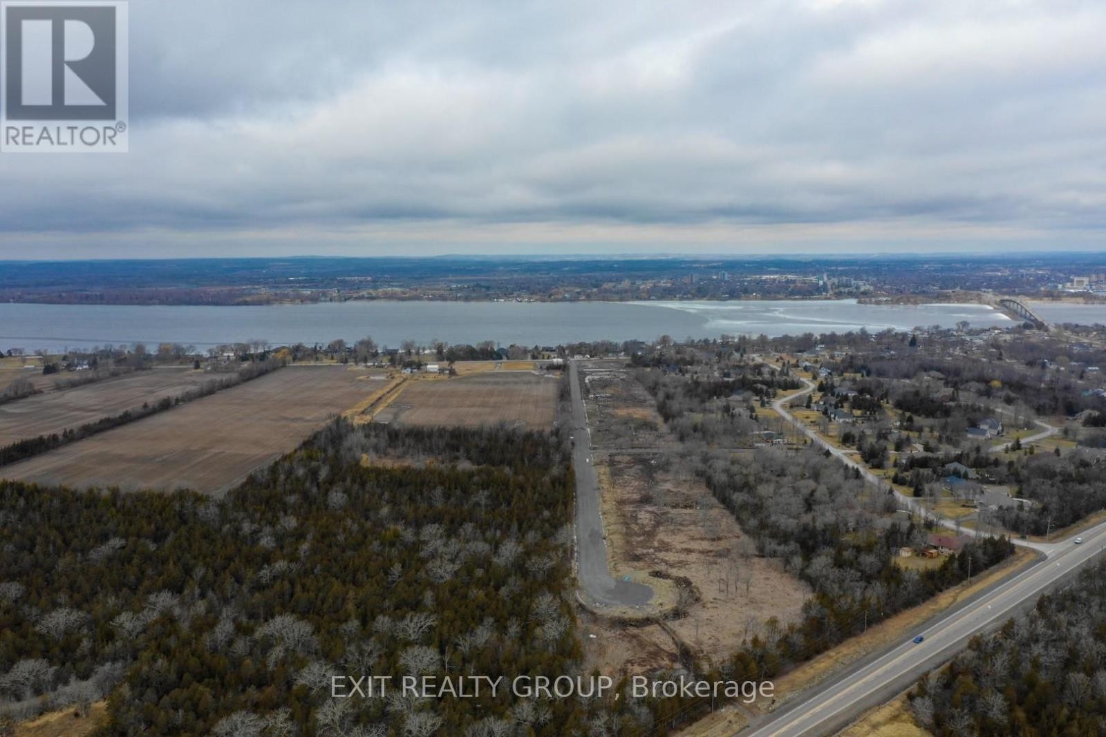 












LOT 2 REDNERSVILLE ROAD

,
Prince Edward County (Ameliasburg Ward),







Ontario
K8N4Z7


