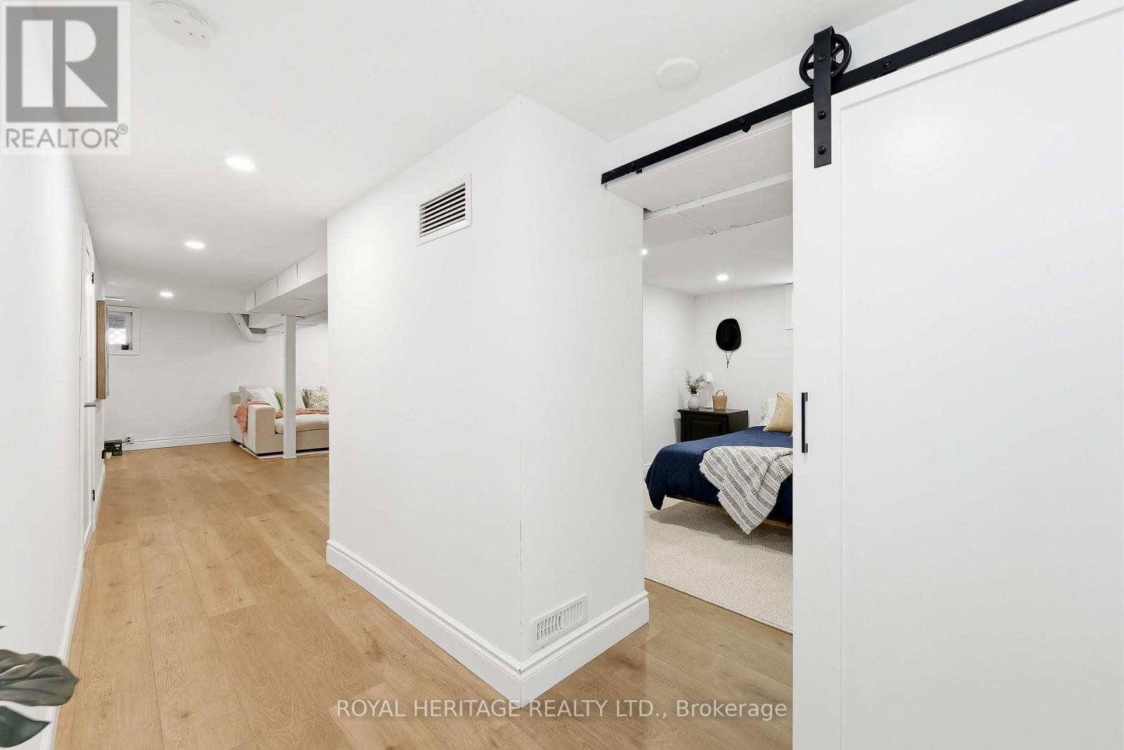 












39 MEADE STREET

,
Brighton,




Ontario
K0K1H0

