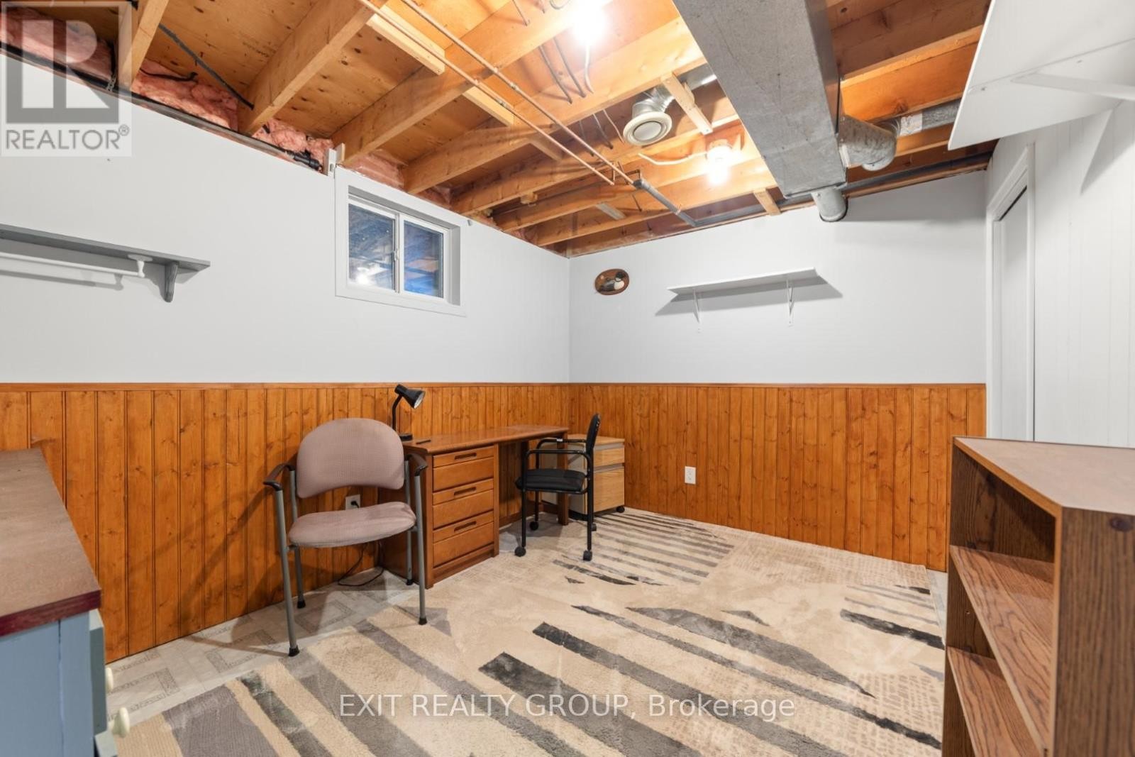 












1476 COUNTY RD 12

,
Prince Edward County (Picton),




Ontario
K0K2T0

