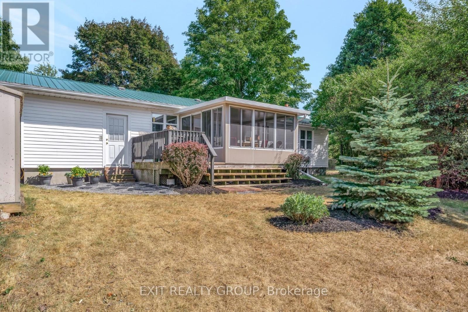 












1476 COUNTY RD 12

,
Prince Edward County (Picton),




Ontario
K0K2T0

