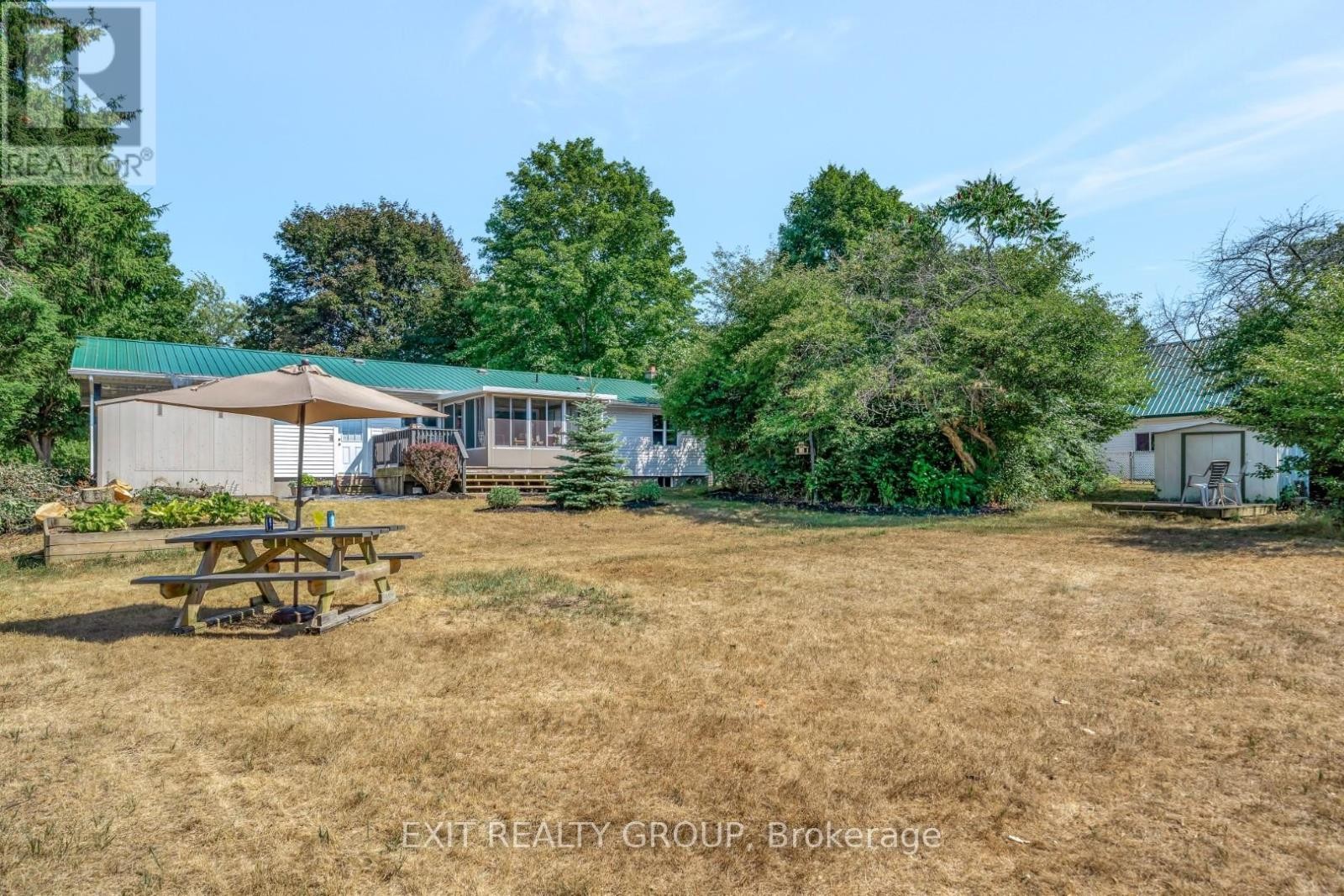 












1476 COUNTY RD 12

,
Prince Edward County (Picton),




Ontario
K0K2T0

