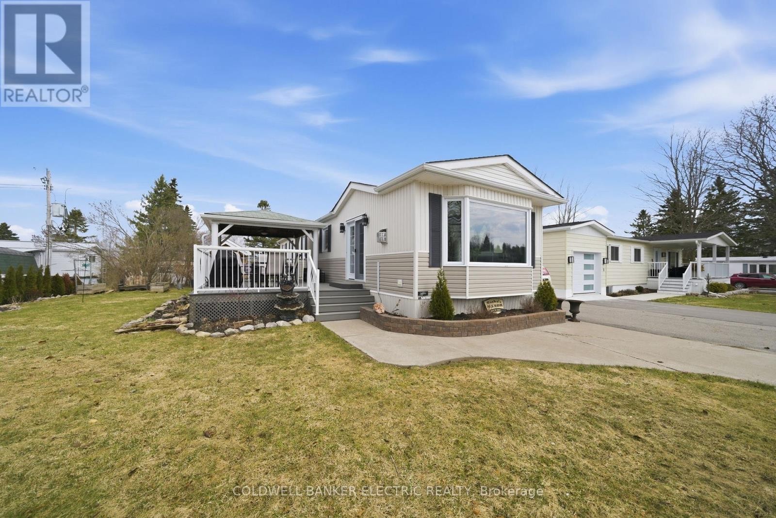 












7 HOMEWOOD AVENUE

,
Kawartha Lakes (Fenelon),




Ontario
K9V0H5

