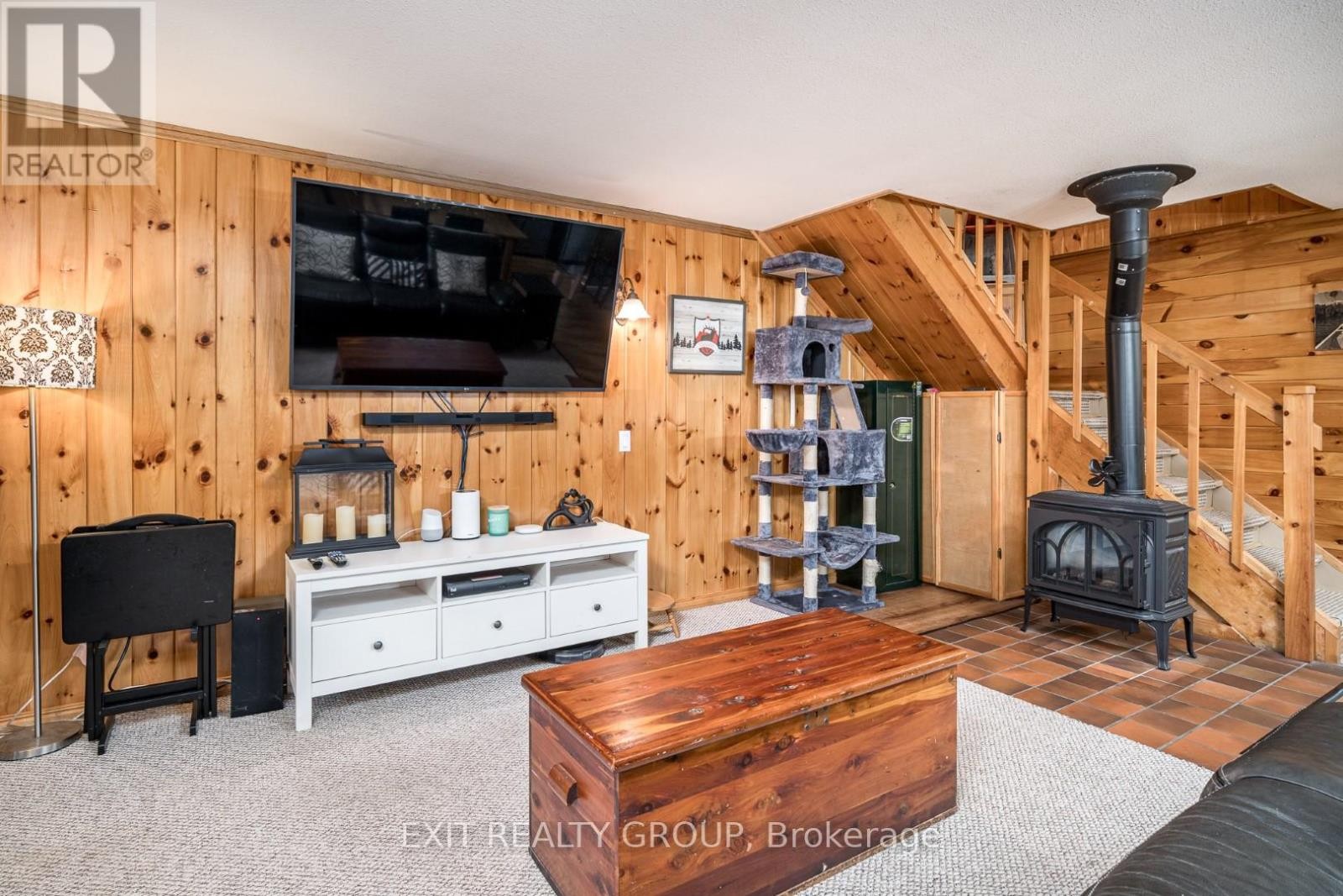 












103 CAMP LANE

,
Tweed (Hungerford (Twp)),




Ontario
K0K3J0

