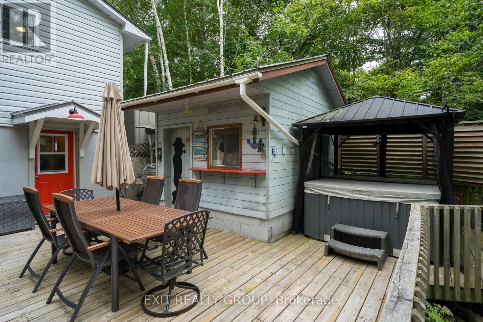 












103 CAMP LANE

,
Tweed (Hungerford (Twp)),




Ontario
K0K3J0

