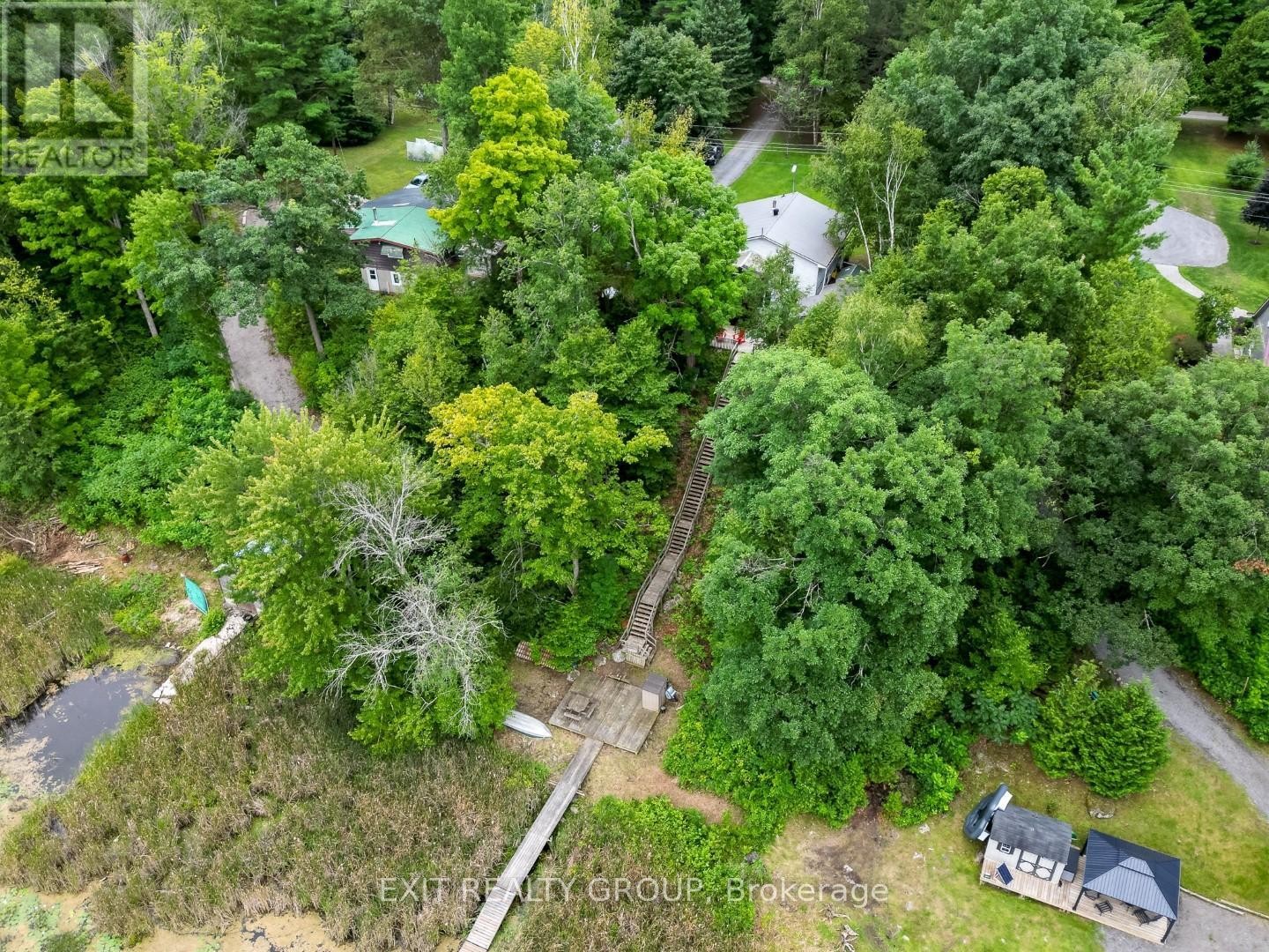












103 CAMP LANE

,
Tweed (Hungerford (Twp)),




Ontario
K0K3J0

