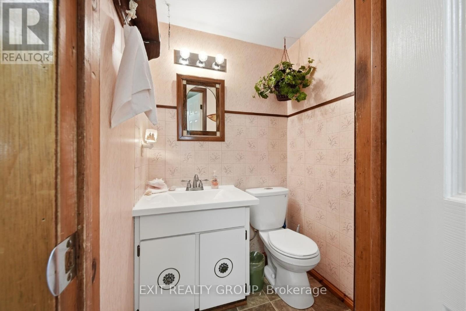 












291 TUFTSVILLE ROAD

,
Stirling-Rawdon (Rawdon Ward),




Ontario
K0K3E0

