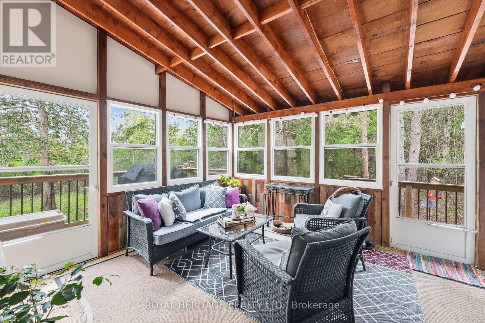 












30 STOCKDALE ROAD

,
Quinte West (Murray Ward),




Ontario
K8V5P6

