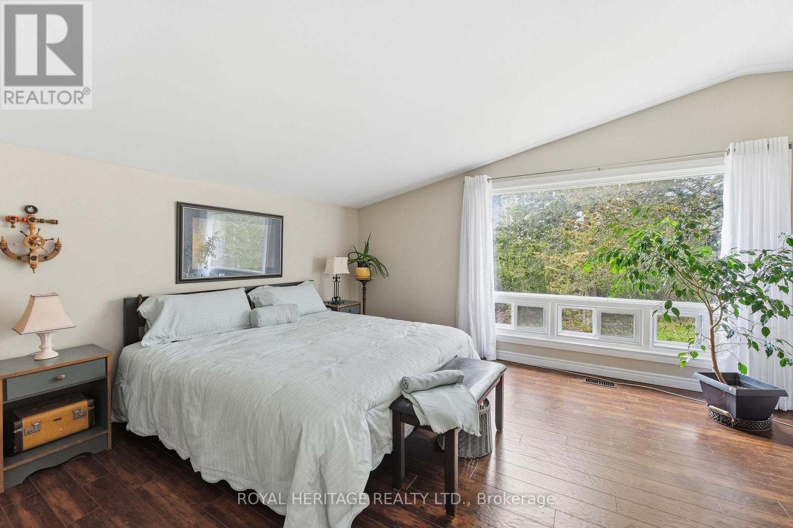 












30 STOCKDALE ROAD

,
Quinte West (Murray Ward),




Ontario
K8V5P6

