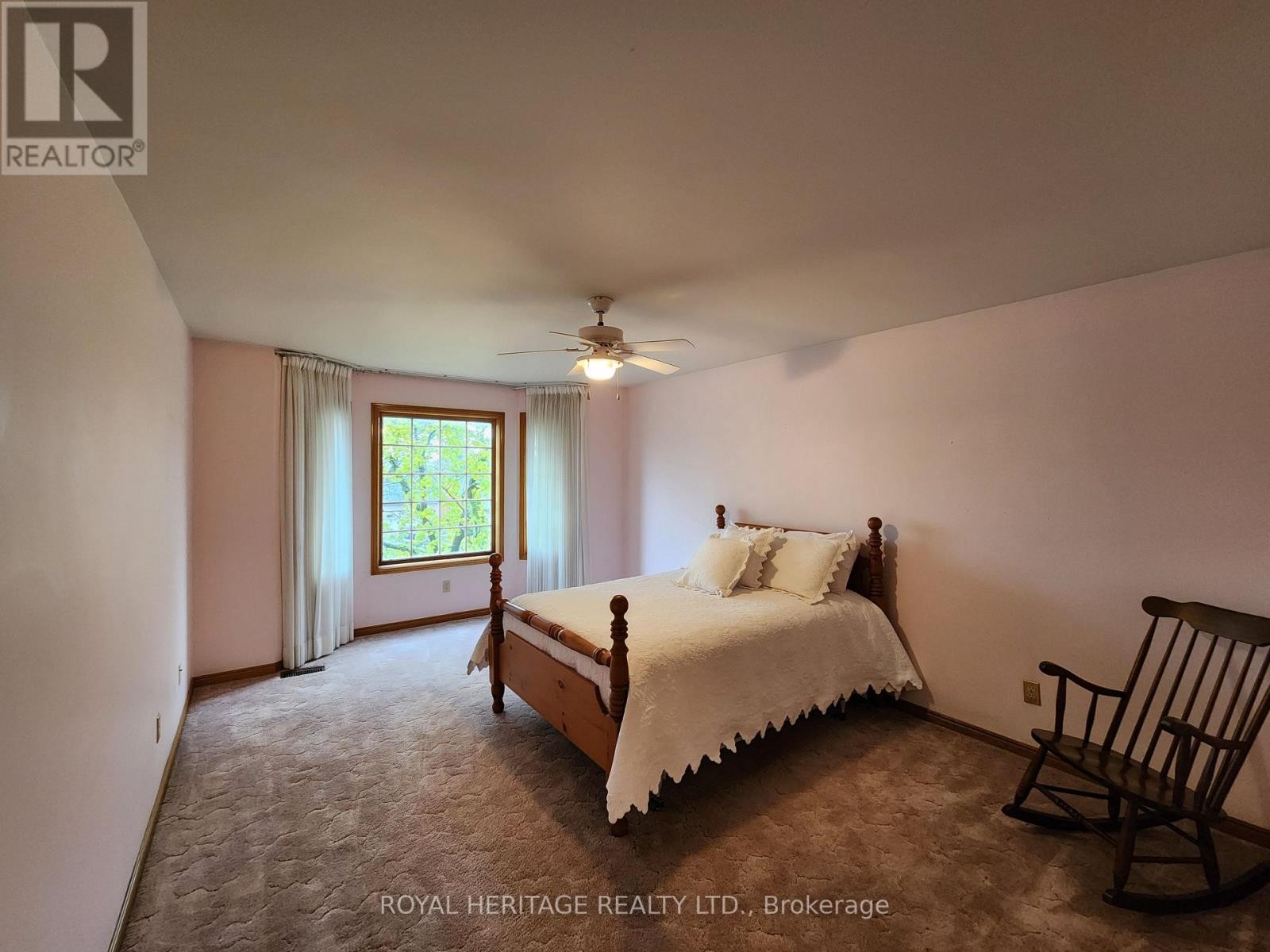 












1534 SCOLLARD CRESCENT

,
Peterborough (Ashburnham Ward 4),




Ontario
K9H7L1

