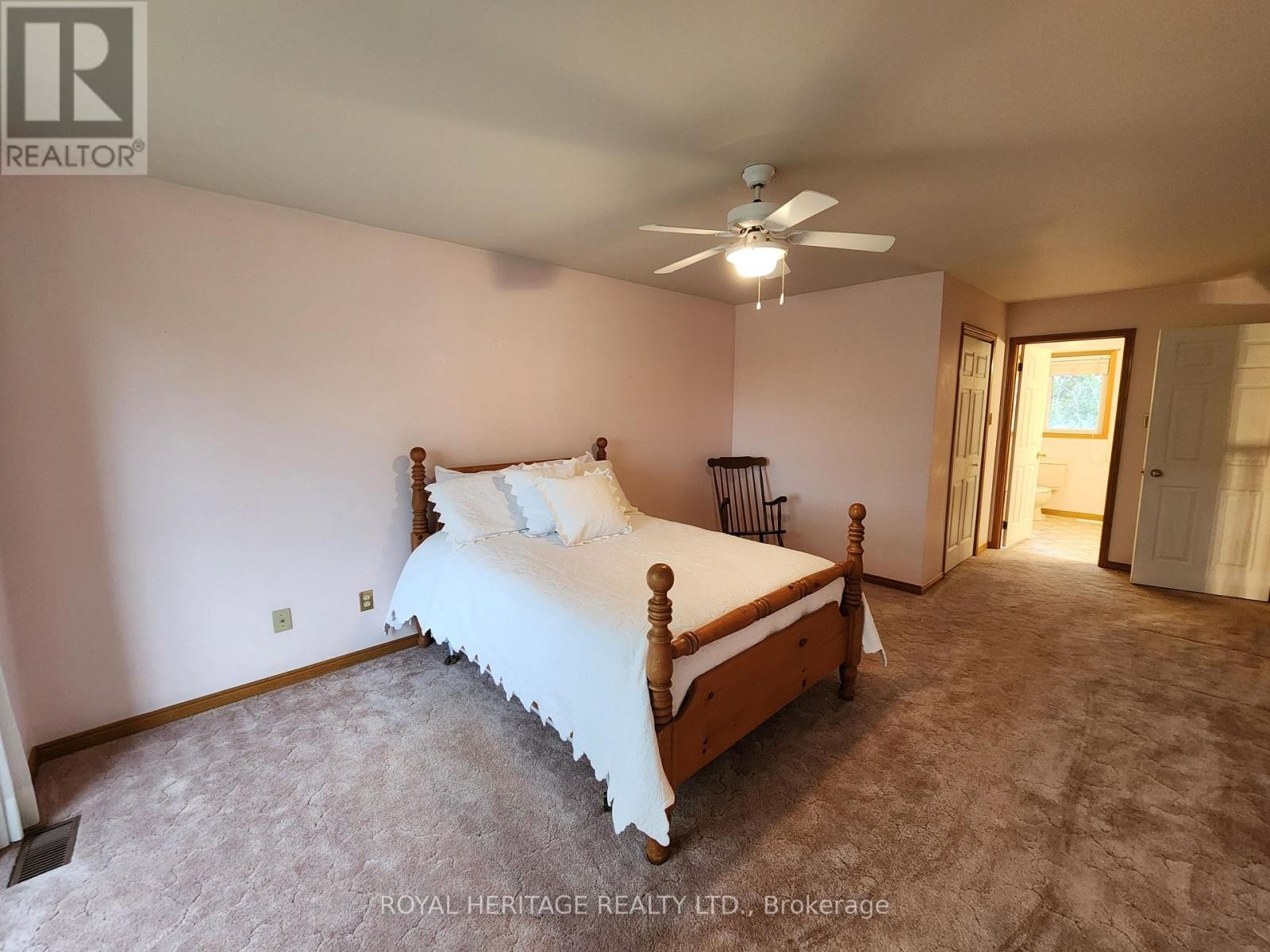 












1534 SCOLLARD CRESCENT

,
Peterborough (Ashburnham Ward 4),




Ontario
K9H7L1

