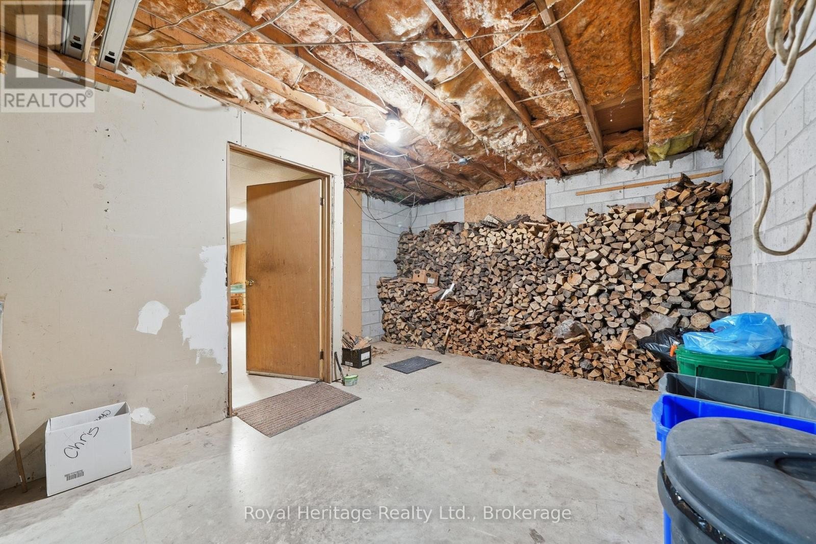 












852 PENRYN ROAD

,
Cramahe,




Ontario
K0K1S0

