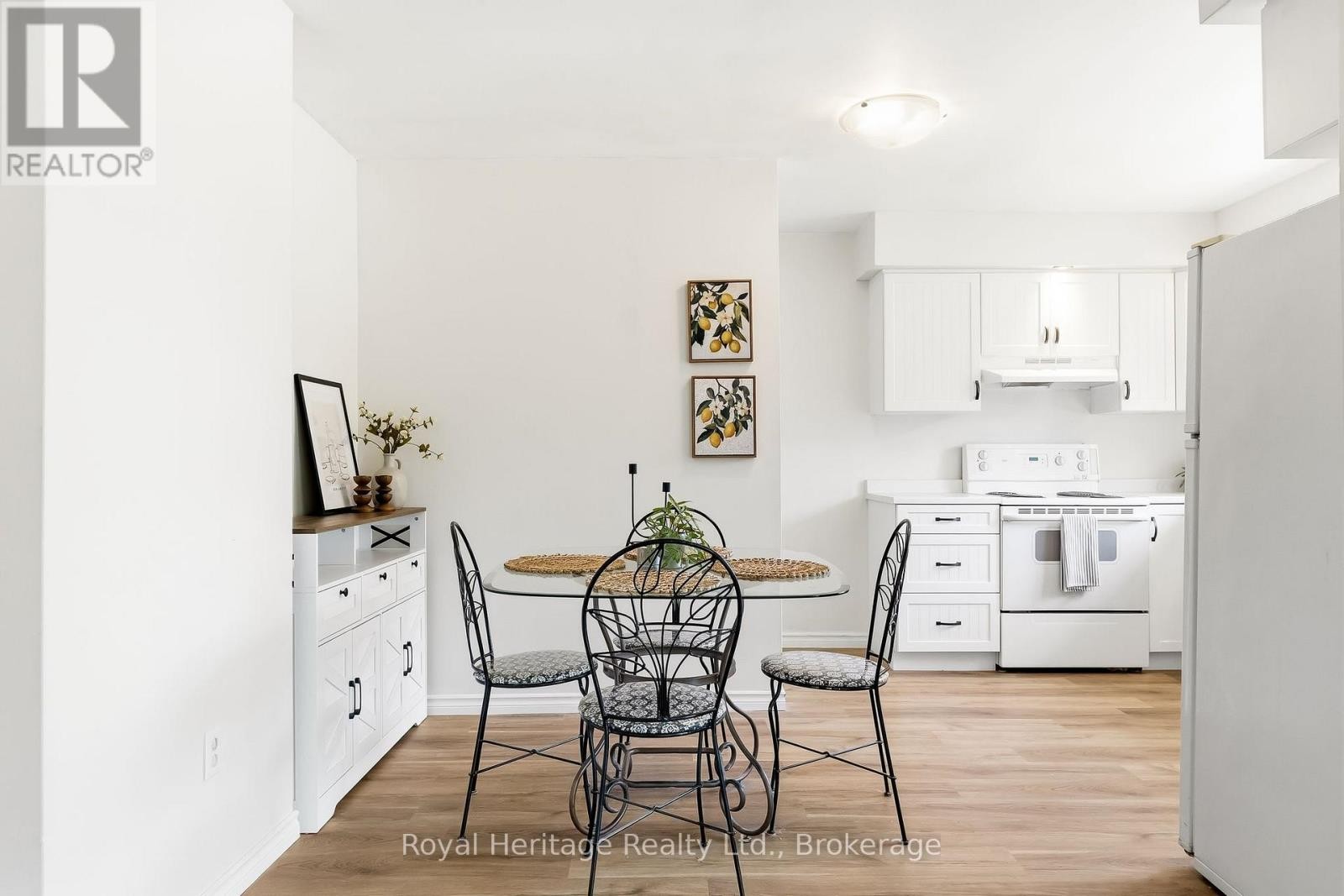 












918 SMITH STREET

,
Brighton,




Ontario
K0K1H0

