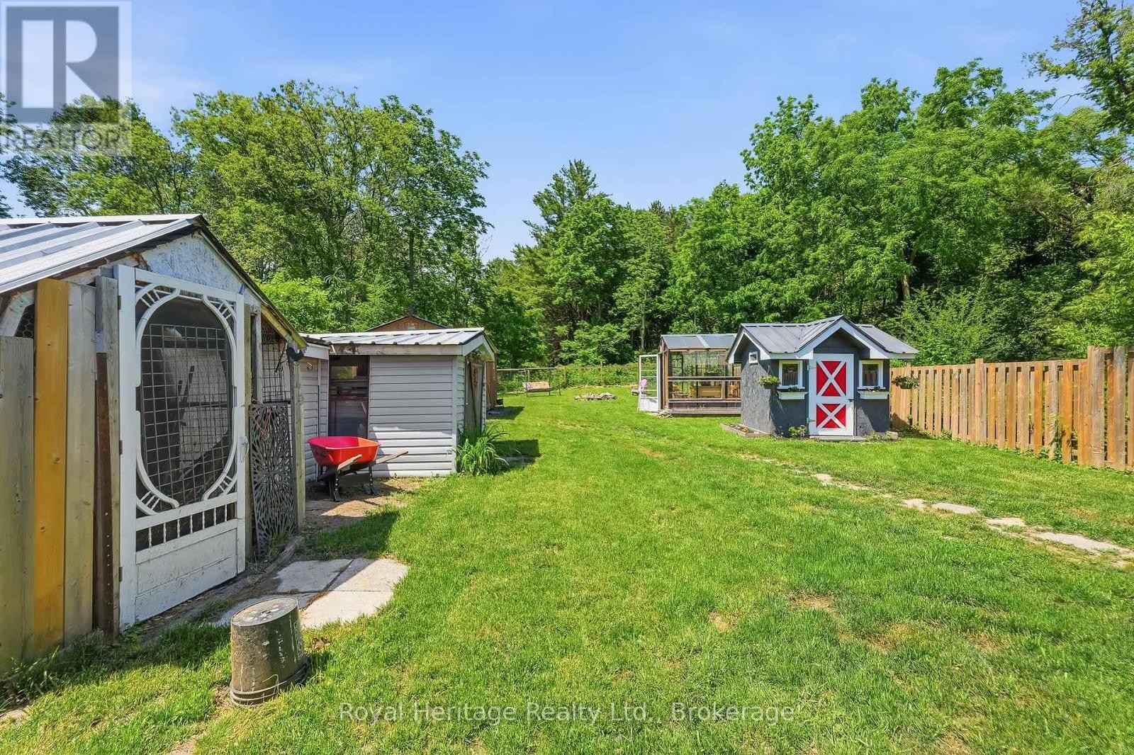 












918 SMITH STREET

,
Brighton,




Ontario
K0K1H0

