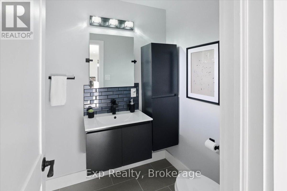 












27 GREENWAY CIRCLE

,
Brighton,




Ontario
K0K1H0

