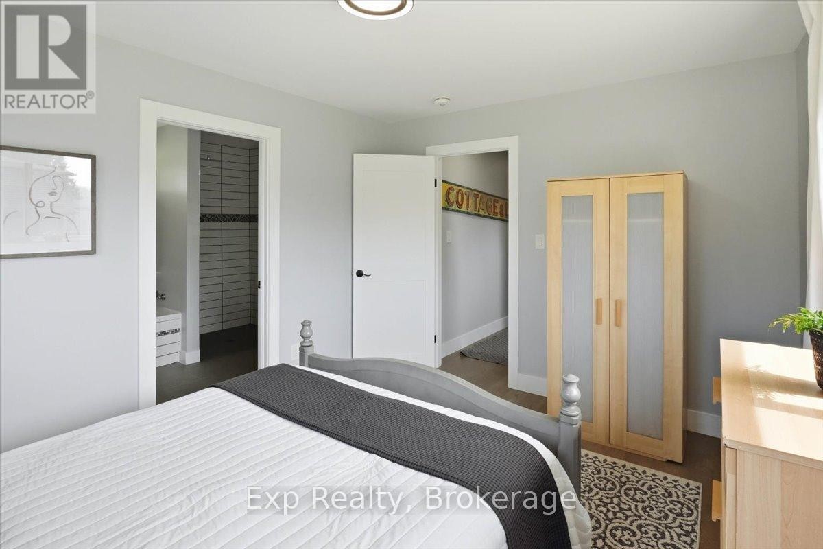 












27 GREENWAY CIRCLE

,
Brighton,




Ontario
K0K1H0

