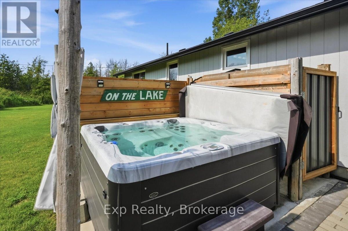 












27 GREENWAY CIRCLE

,
Brighton,




Ontario
K0K1H0

