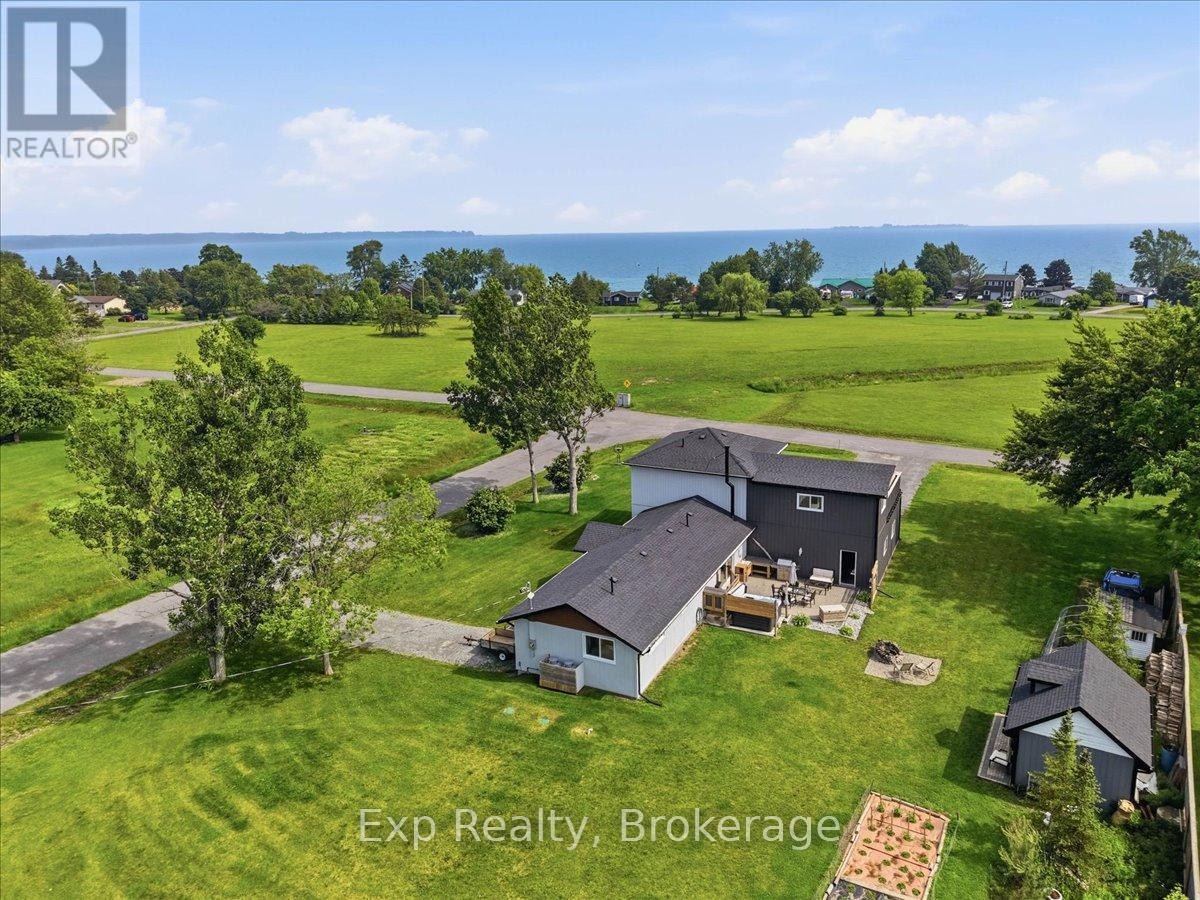 












27 GREENWAY CIRCLE

,
Brighton,




Ontario
K0K1H0

