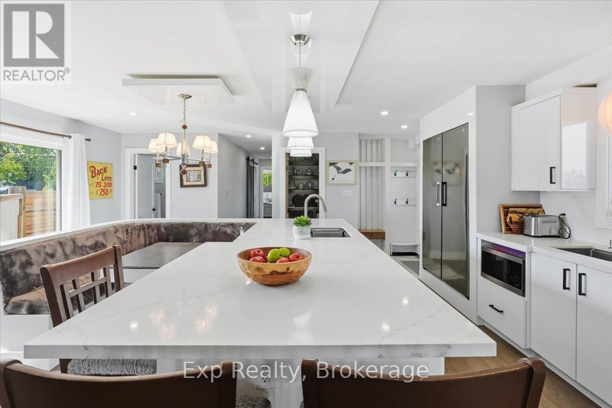 












27 GREENWAY CIRCLE

,
Brighton,




Ontario
K0K1H0

