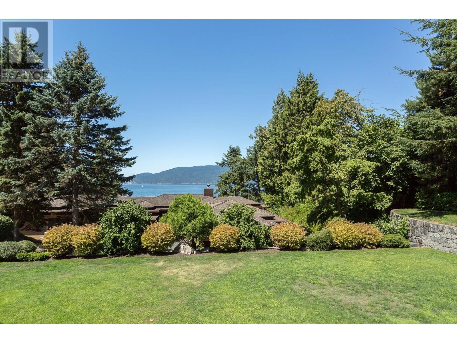 












5363 KEW CLIFF ROAD

,
West Vancouver,




British Columbia
V7W1M3

