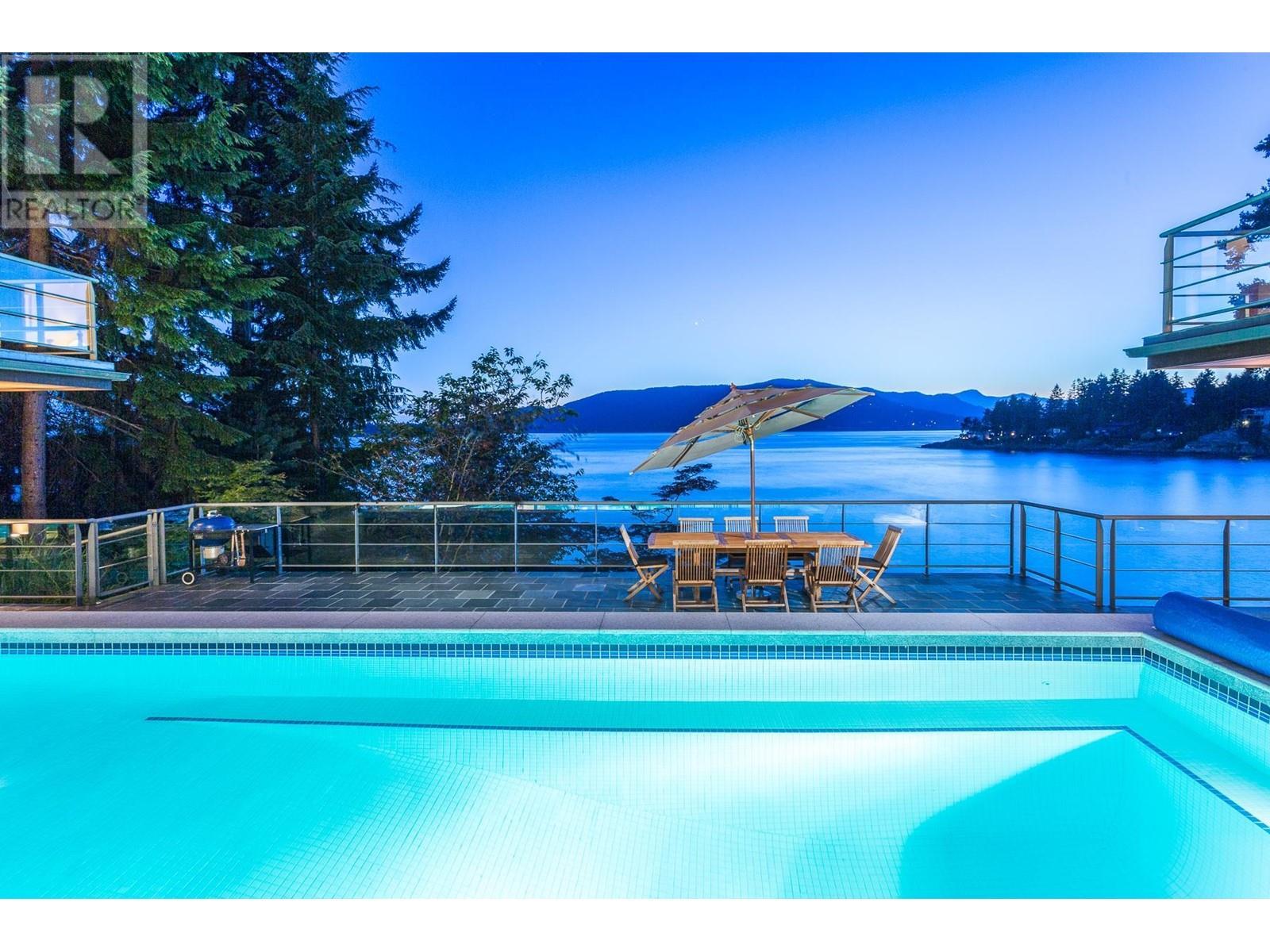 












5363 KEW CLIFF ROAD

,
West Vancouver,




British Columbia
V7W1M3

