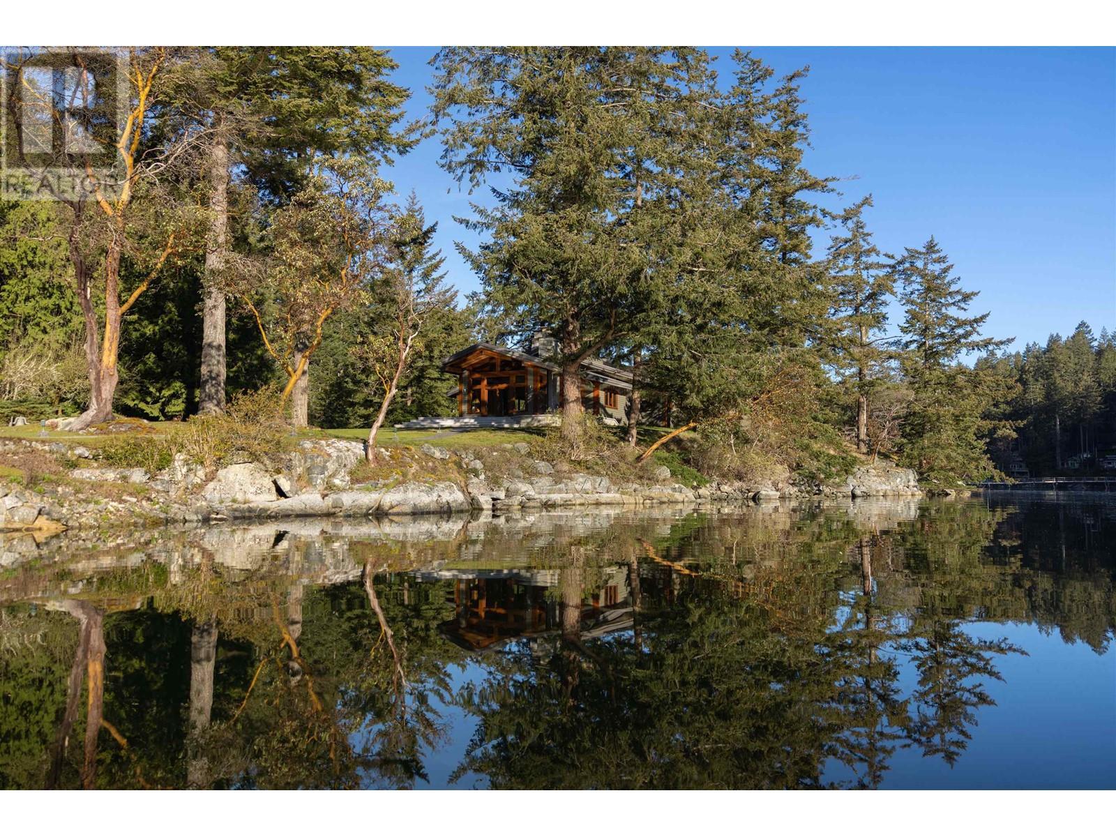 












Lot A-B TURNAGAIN ISLAND

,
Halfmoon Bay,




British Columbia
V7Z1B7

