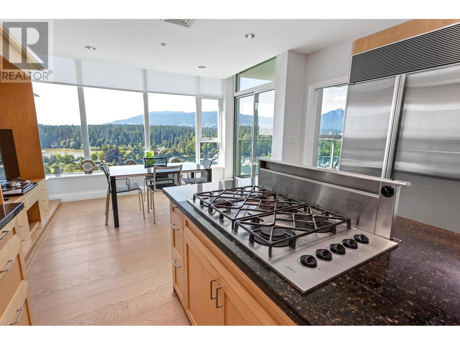 












PH2 1777 BAYSHORE DRIVE

,
Vancouver,




British Columbia
V6G3H2

