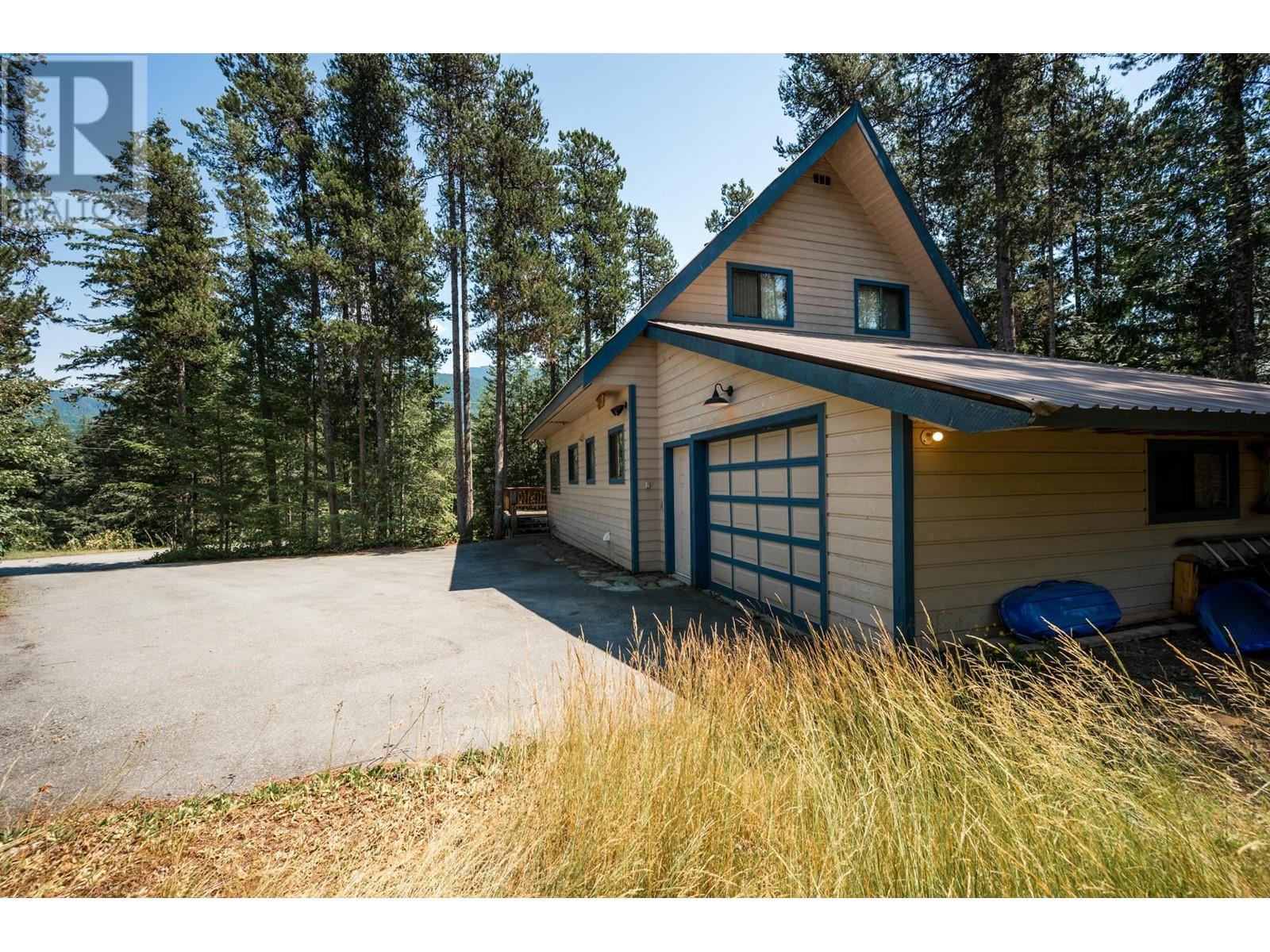 












78 GARIBALDI DRIVE

,
Whistler,




British Columbia
V8E0A7

