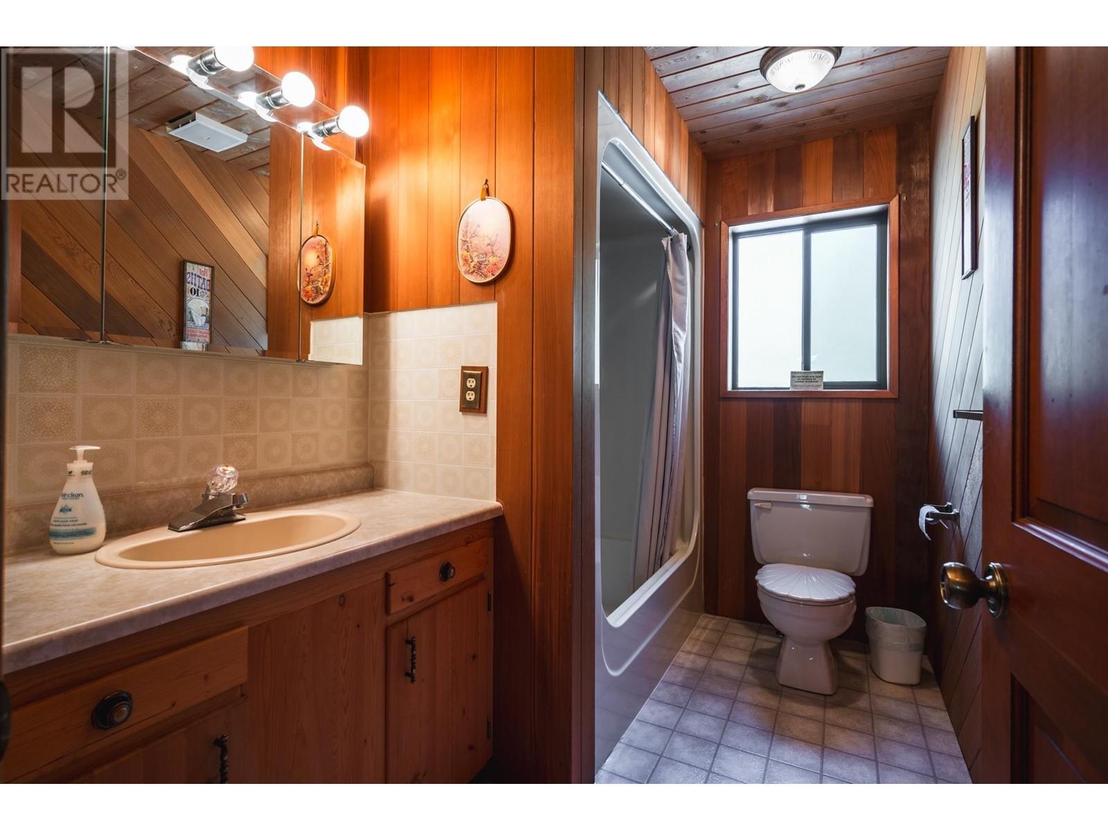 












78 GARIBALDI DRIVE

,
Whistler,




British Columbia
V8E0A7

