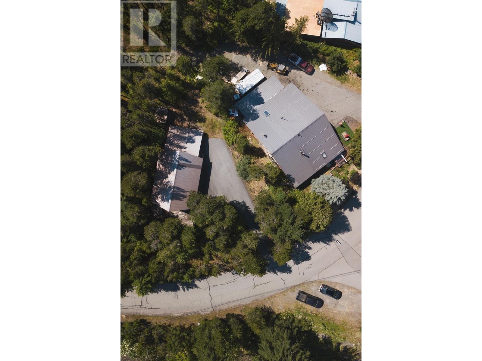 












78 GARIBALDI DRIVE

,
Whistler,




British Columbia
V8E0A7

