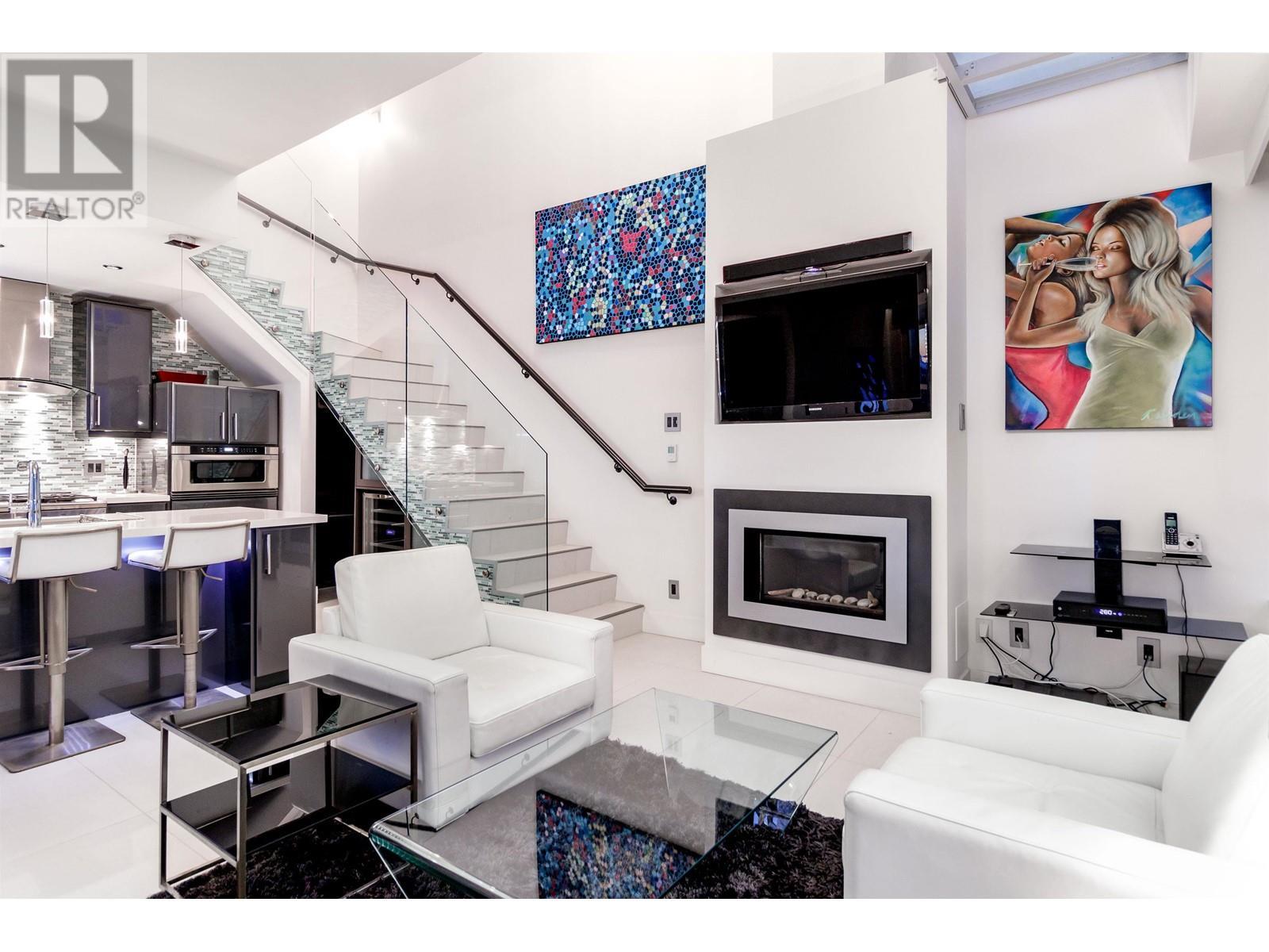 












2801 1188 HOWE STREET

,
Vancouver,




British Columbia
V6Z2S8

