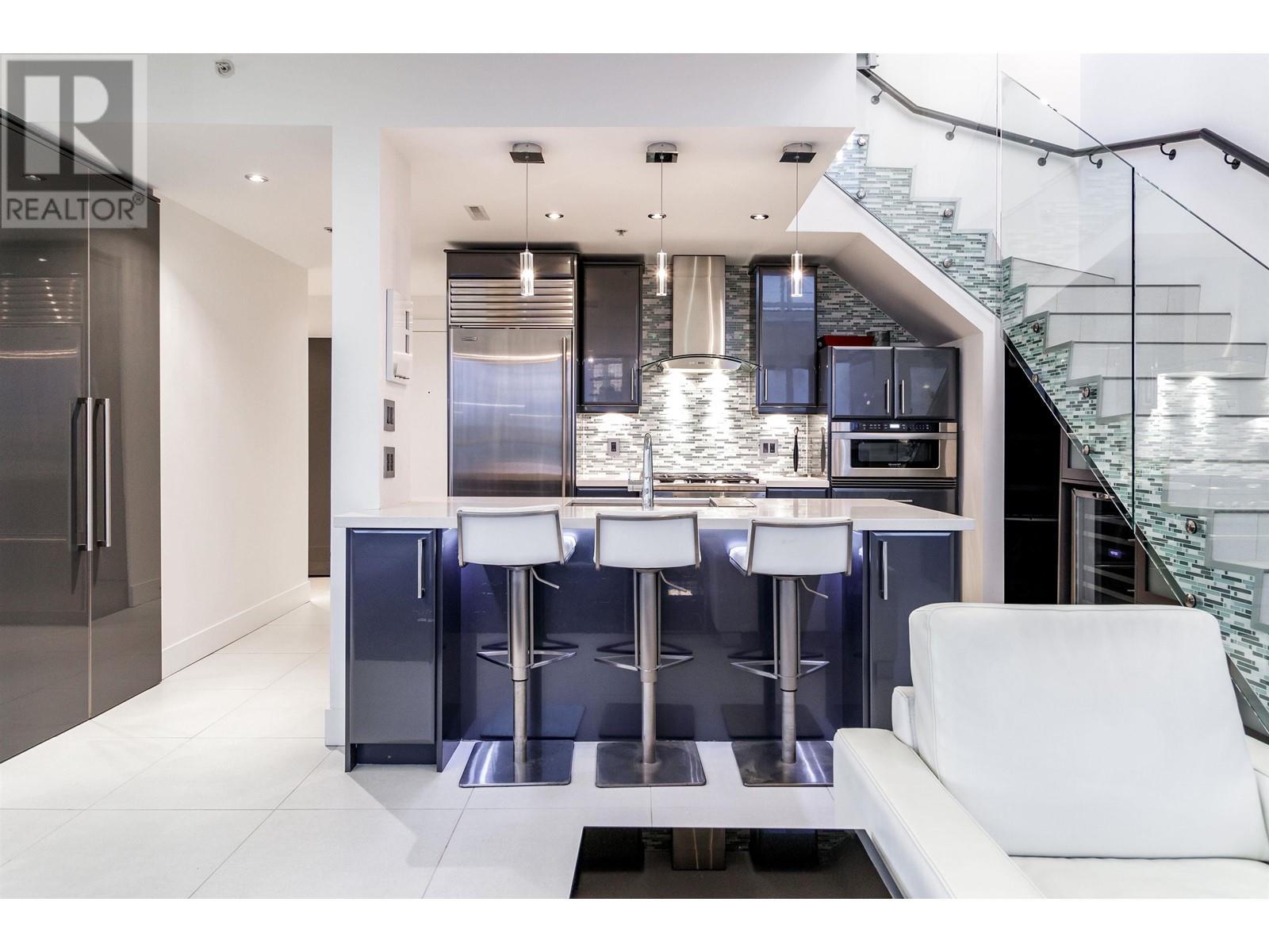 












2801 1188 HOWE STREET

,
Vancouver,




British Columbia
V6Z2S8

