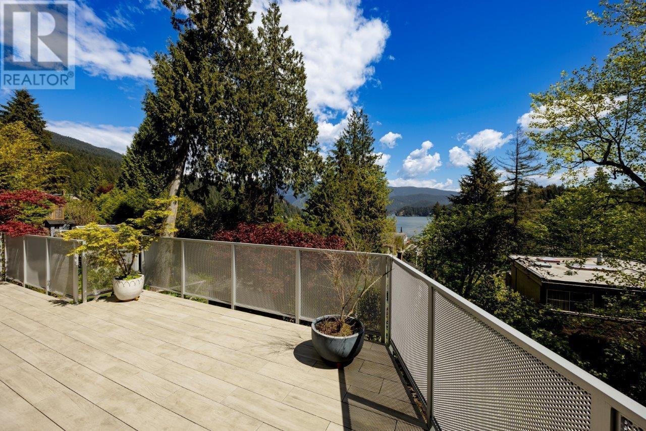 












2190 BADGER ROAD

,
North Vancouver,




British Columbia
V7G1T1

