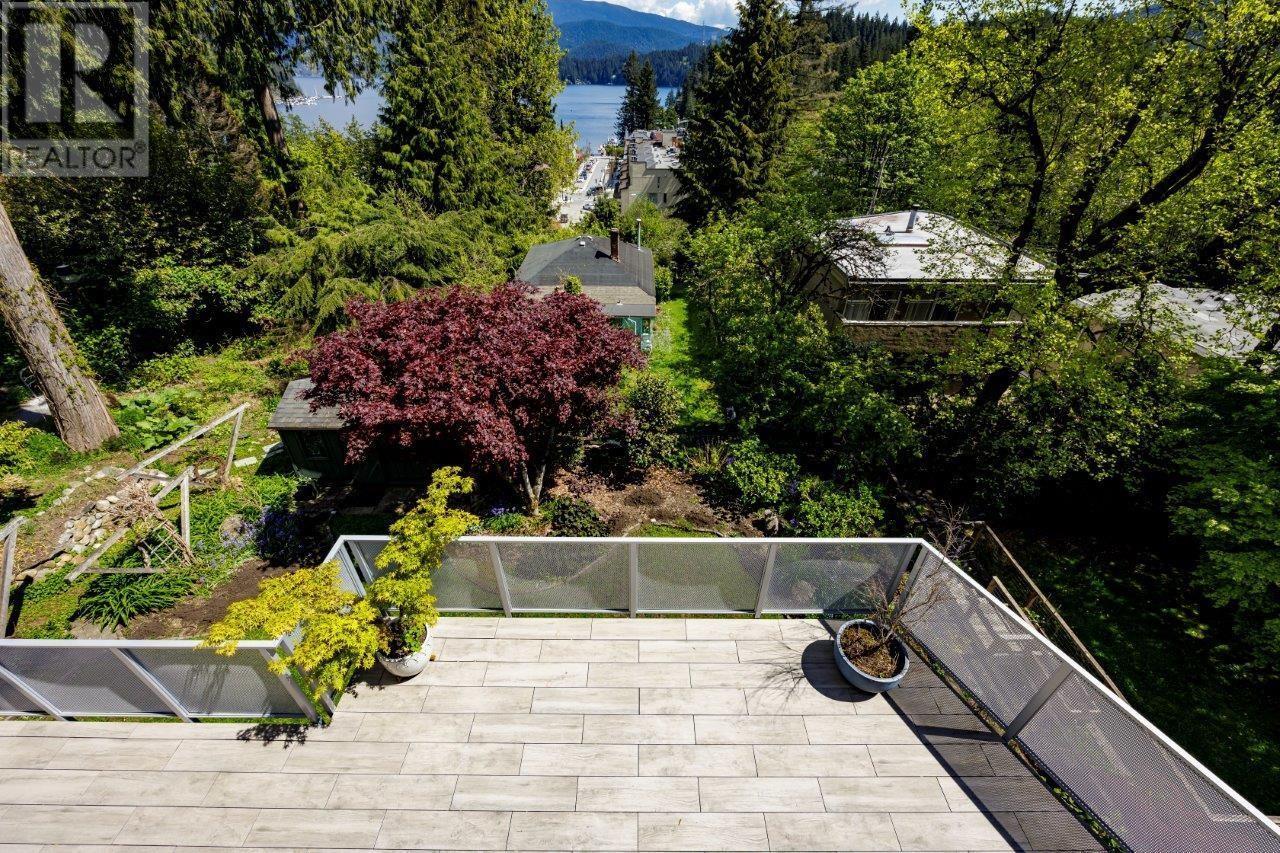












2190 BADGER ROAD

,
North Vancouver,




British Columbia
V7G1T1

