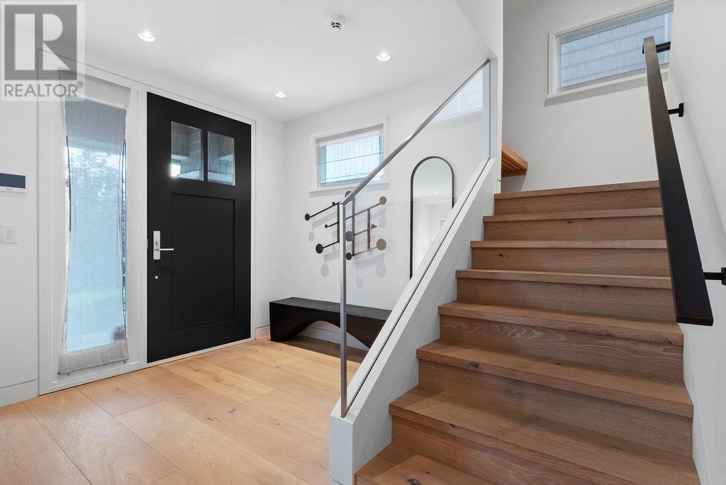 












1963 MCNICOLL AVENUE

,
Vancouver,




British Columbia
V6J1A7

