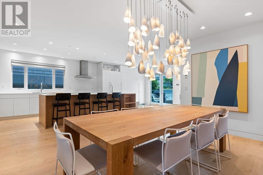 












1963 MCNICOLL AVENUE

,
Vancouver,




British Columbia
V6J1A7

