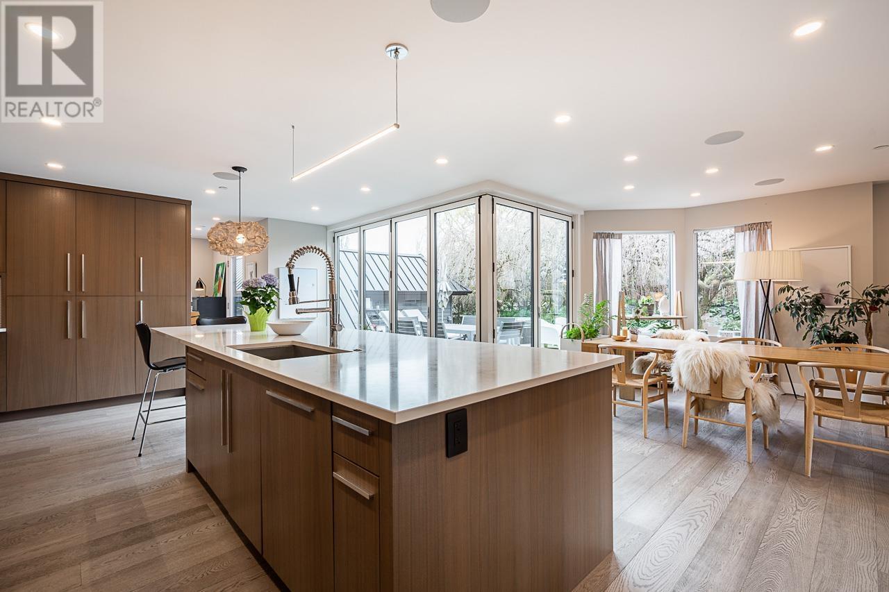 












7450 BALACLAVA STREET

,
Vancouver,




British Columbia
V6N4E2

