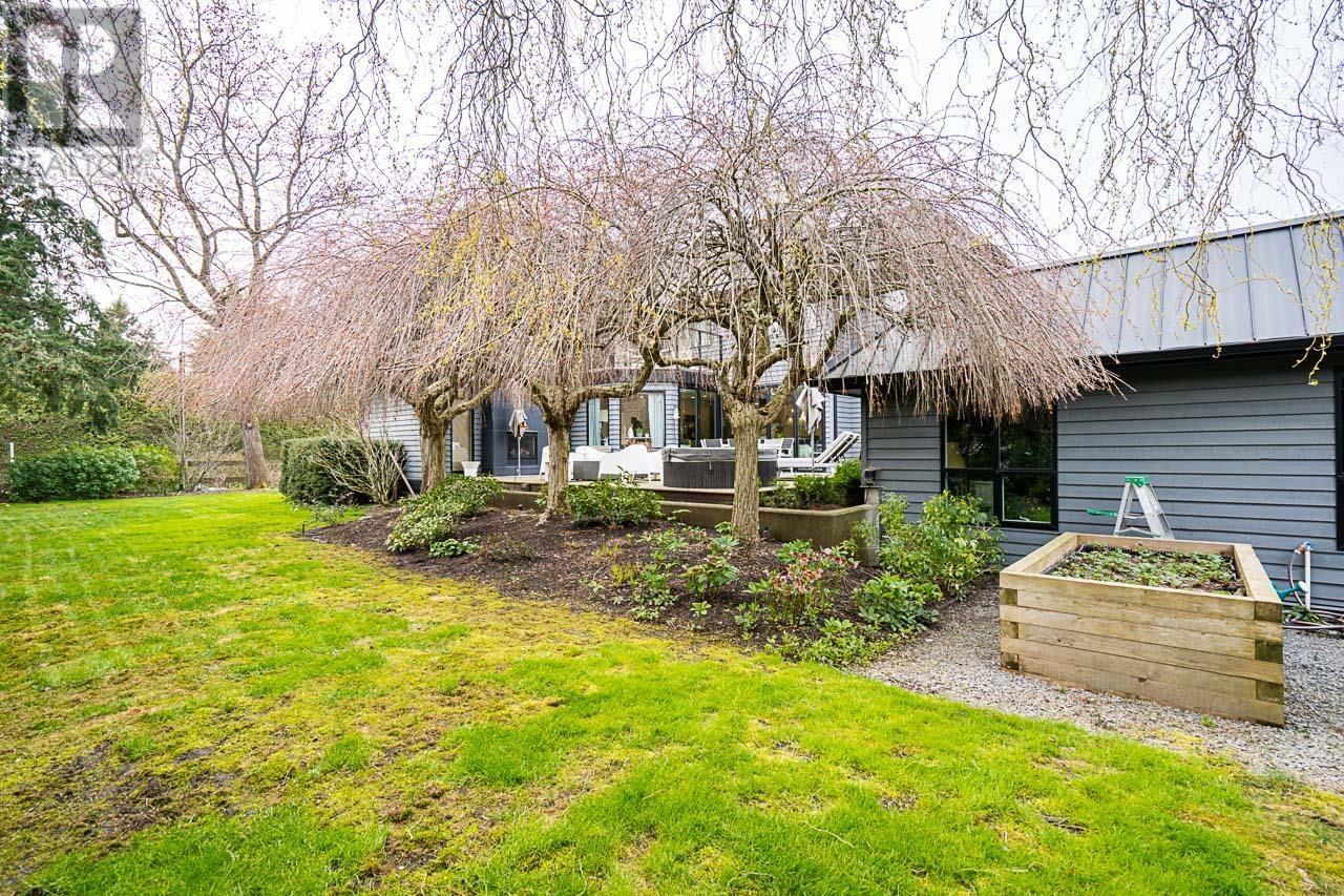 












7450 BALACLAVA STREET

,
Vancouver,




British Columbia
V6N4E2


