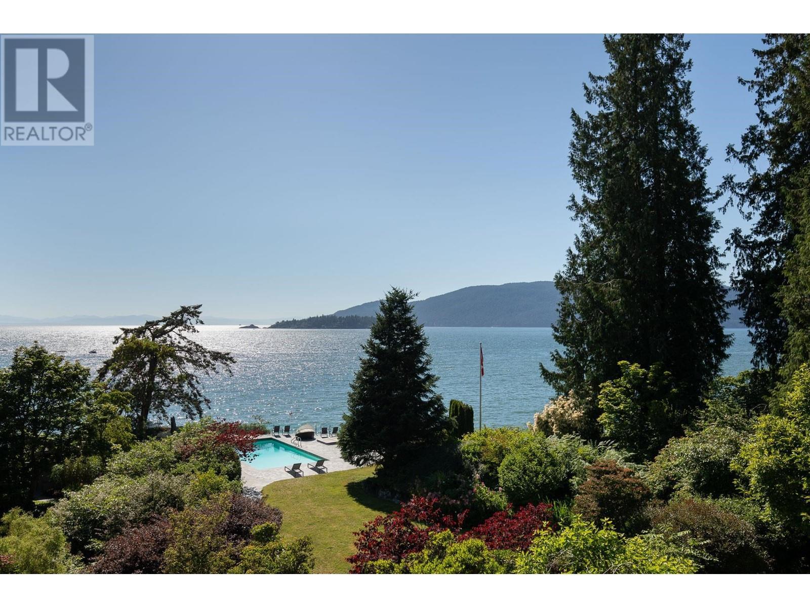 












5240 MARINE DRIVE

,
West Vancouver,




British Columbia
V7W2P8

