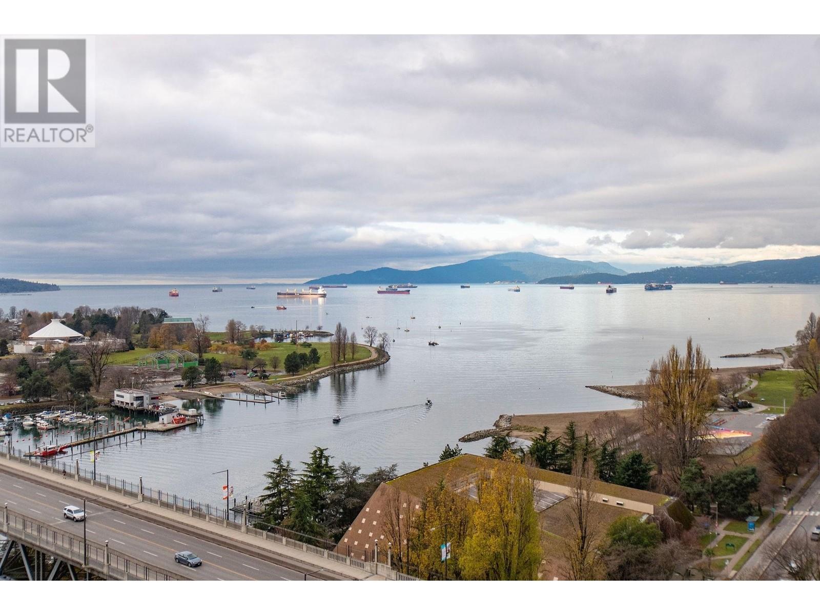 












2201 907 BEACH AVENUE

,
Vancouver,




British Columbia
V6Z2R3

