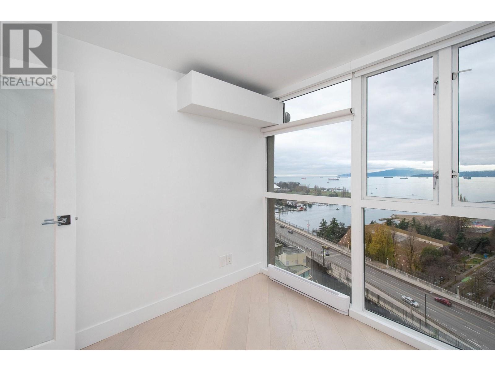 












2201 907 BEACH AVENUE

,
Vancouver,




British Columbia
V6Z2R3

