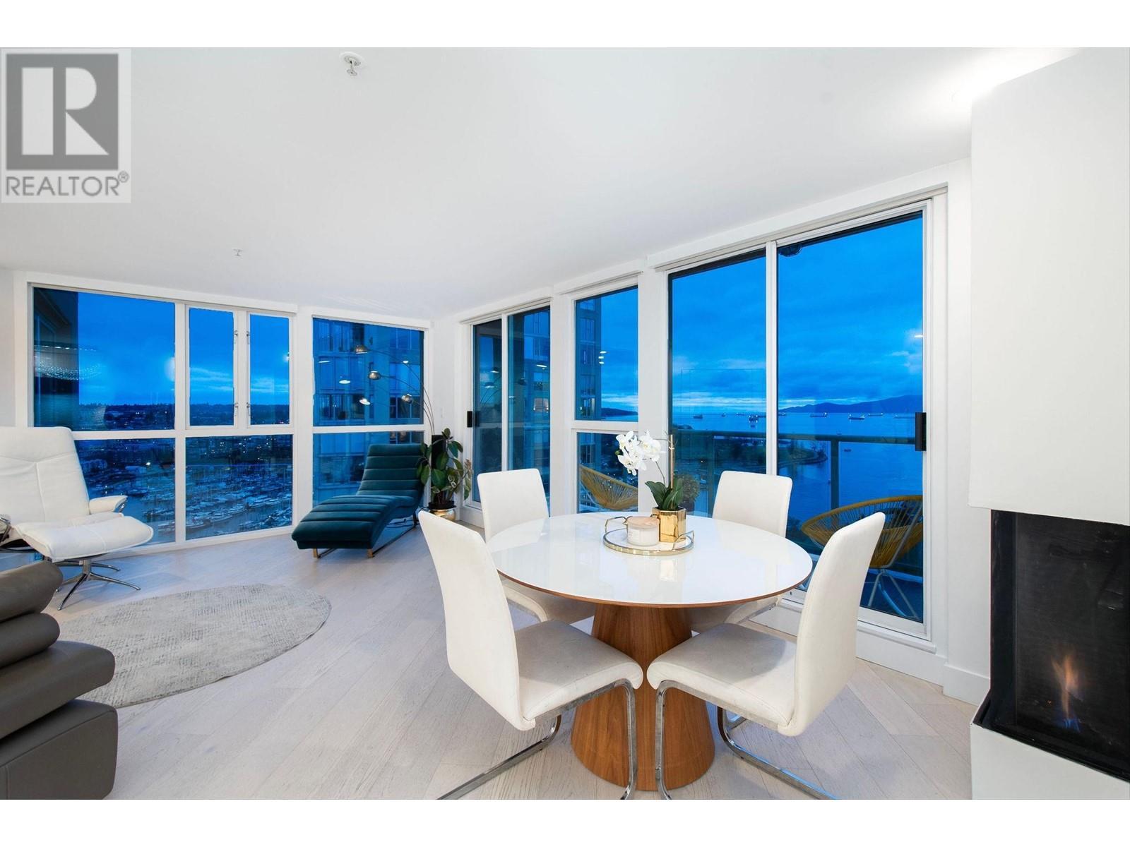 












2201 907 BEACH AVENUE

,
Vancouver,




British Columbia
V6Z2R3

